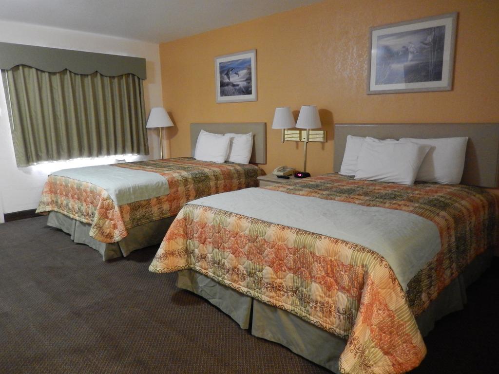 Executive Inn Pearsall Exteriér fotografie