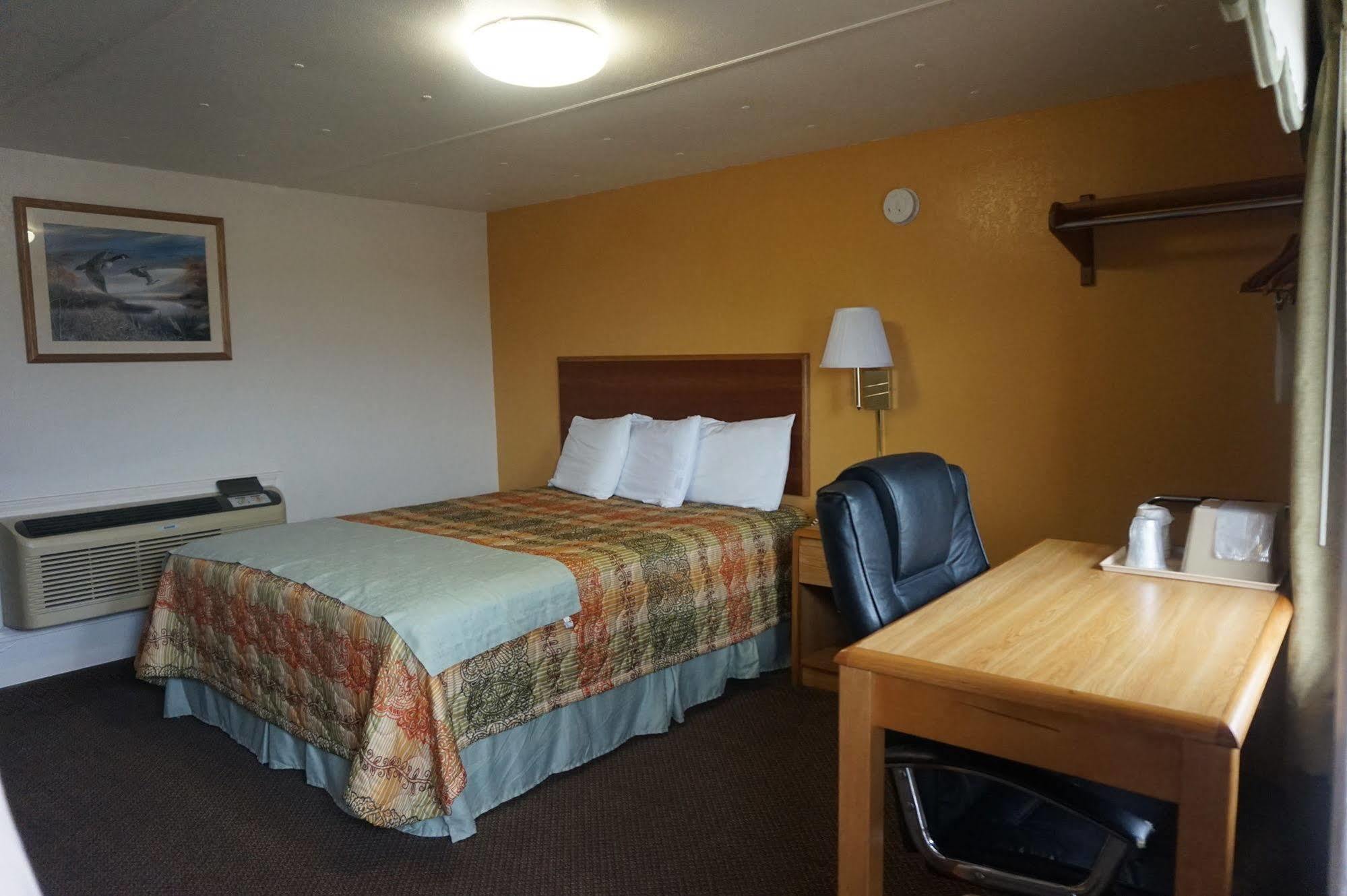 Executive Inn Pearsall Exteriér fotografie